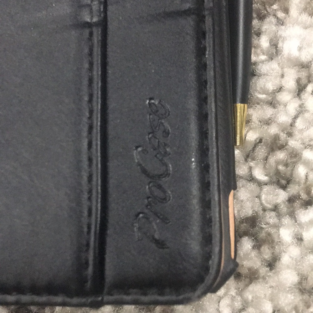 New ProCase with pen/StyleWriter. - Picture 2 of 8